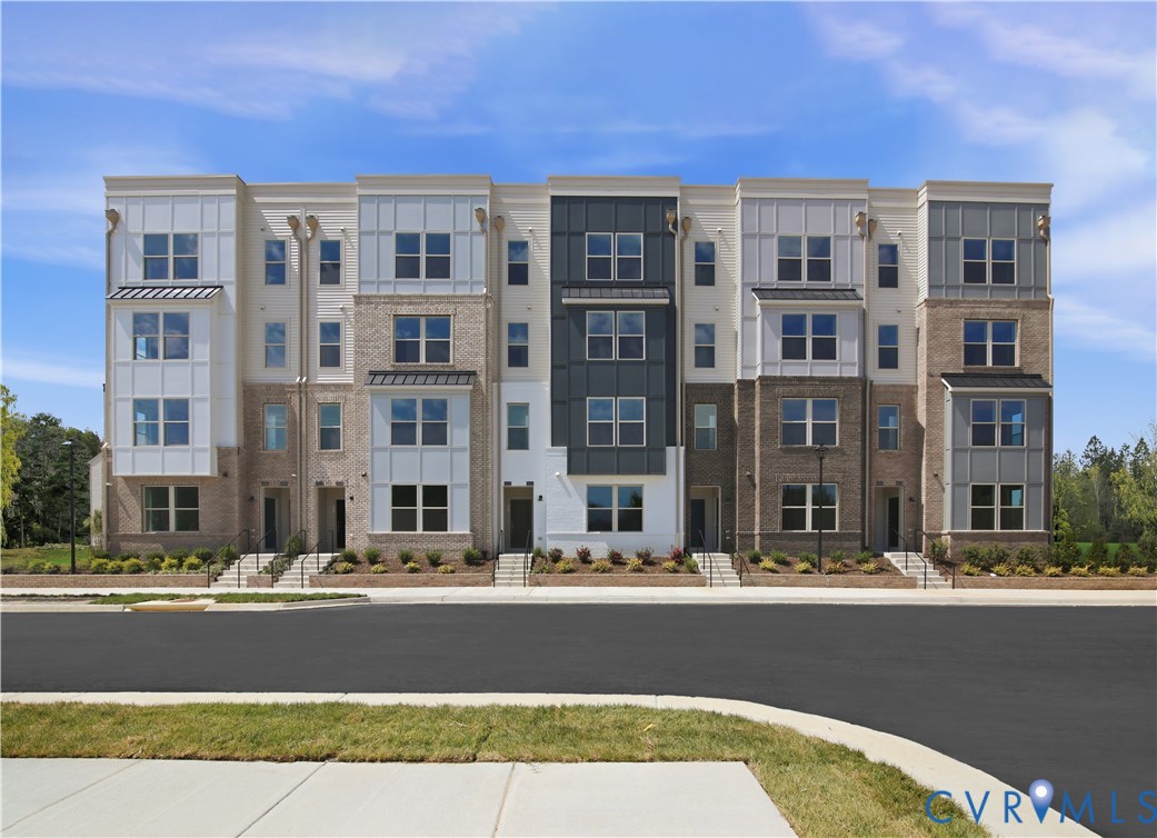 10229 Three Woods Dr — photo