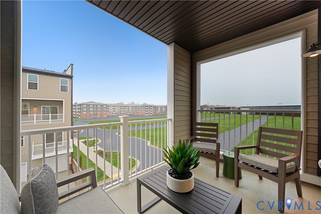 9651 Turning Point Dr Unit#B — photo