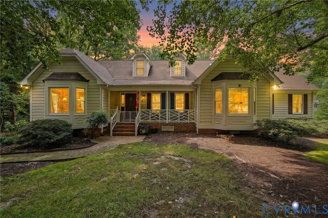 411 Hickory Dr — photo