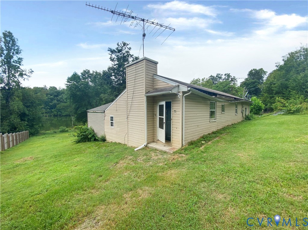 743 N Ruritan Dr — photo