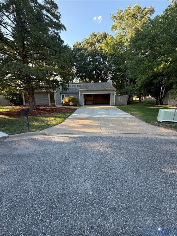 900 Golden Cypress Ct — photo