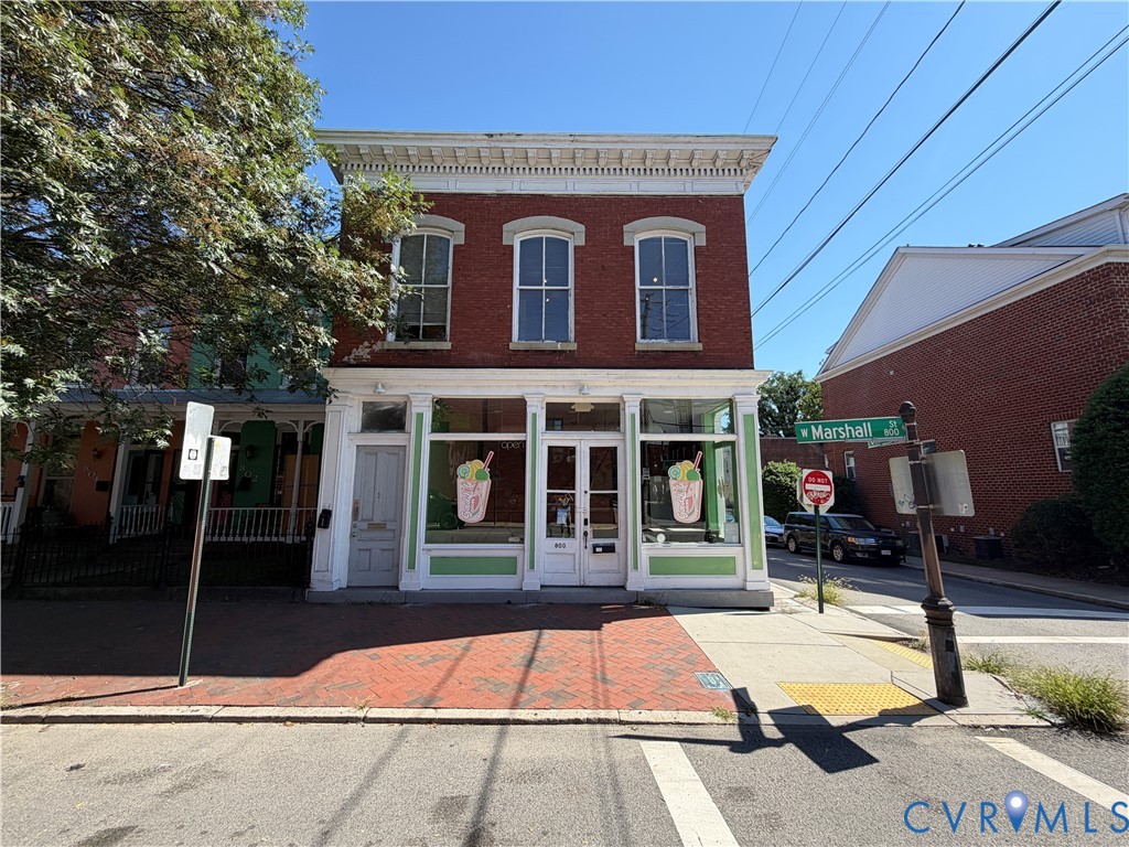 800 W Marshall St — photo