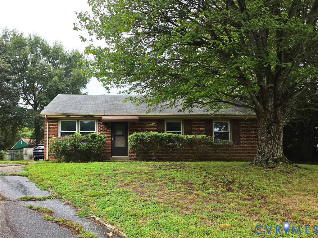 348 Argyll Cir — photo