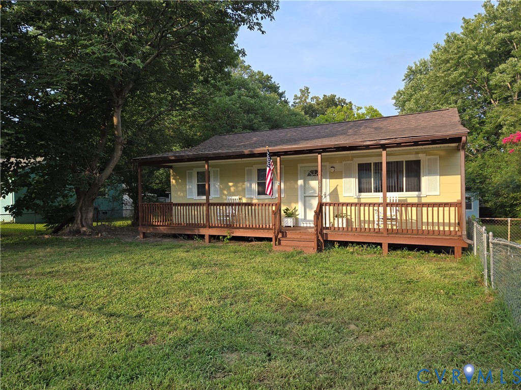 16003 Edgewood Dr — photo