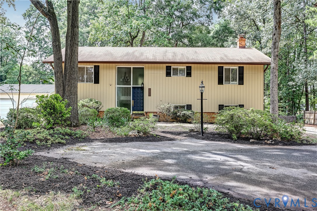 1516 Ednam Forest Dr — photo