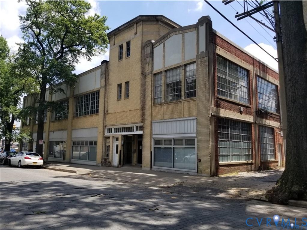 1657 W Broad St Unit#U12 — photo