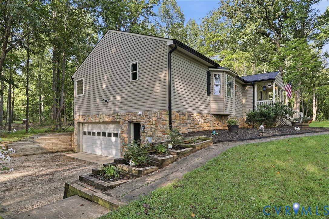 2678 Poplar Forest Dr — photo