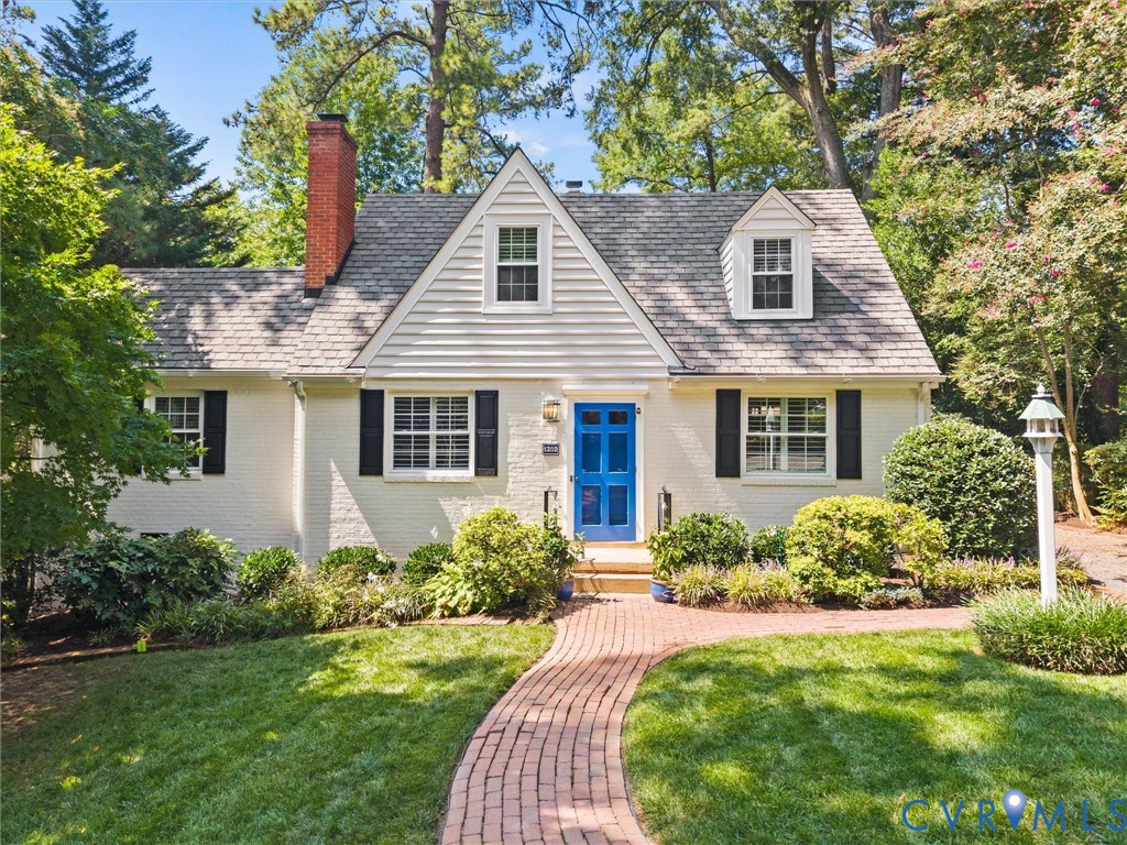 1202 Normandy Dr — photo