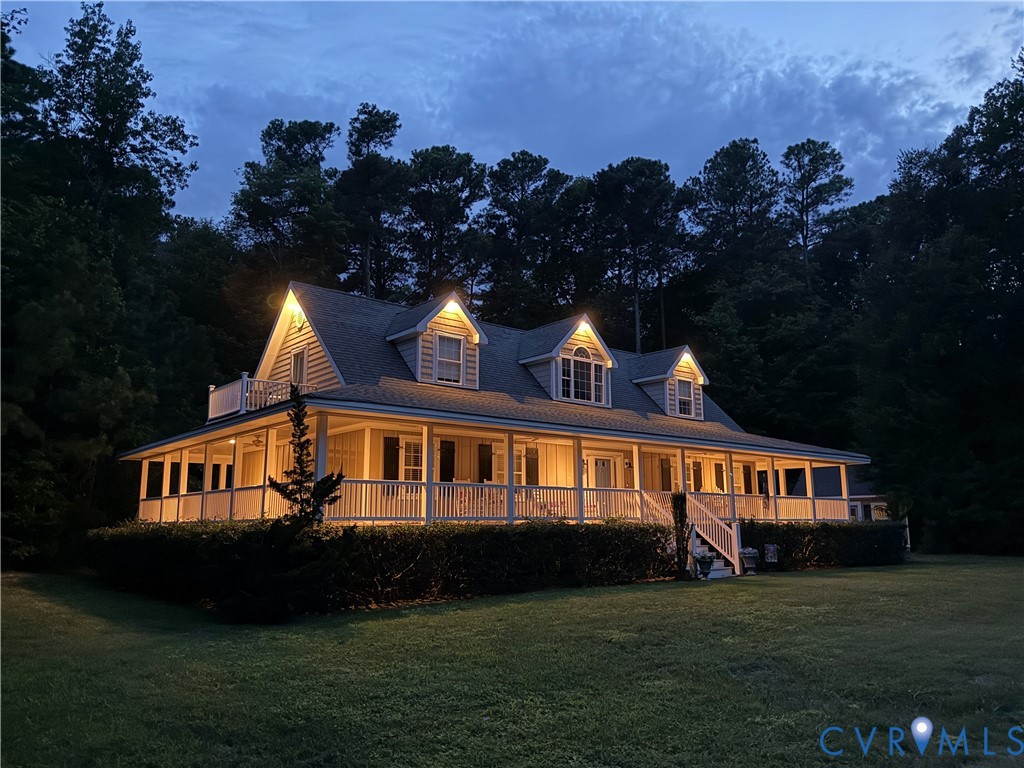 757 Horseshoe Bend Rd — photo