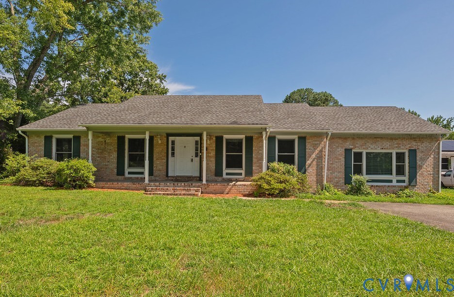 1011 Adkins Rd — photo