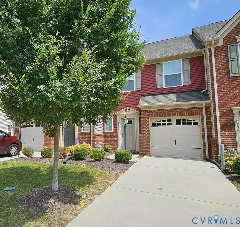 8957 RingView Dr — photo