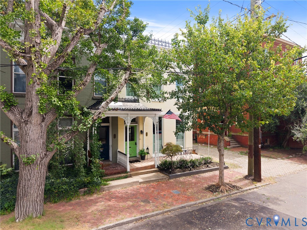109 N Morris St — photo