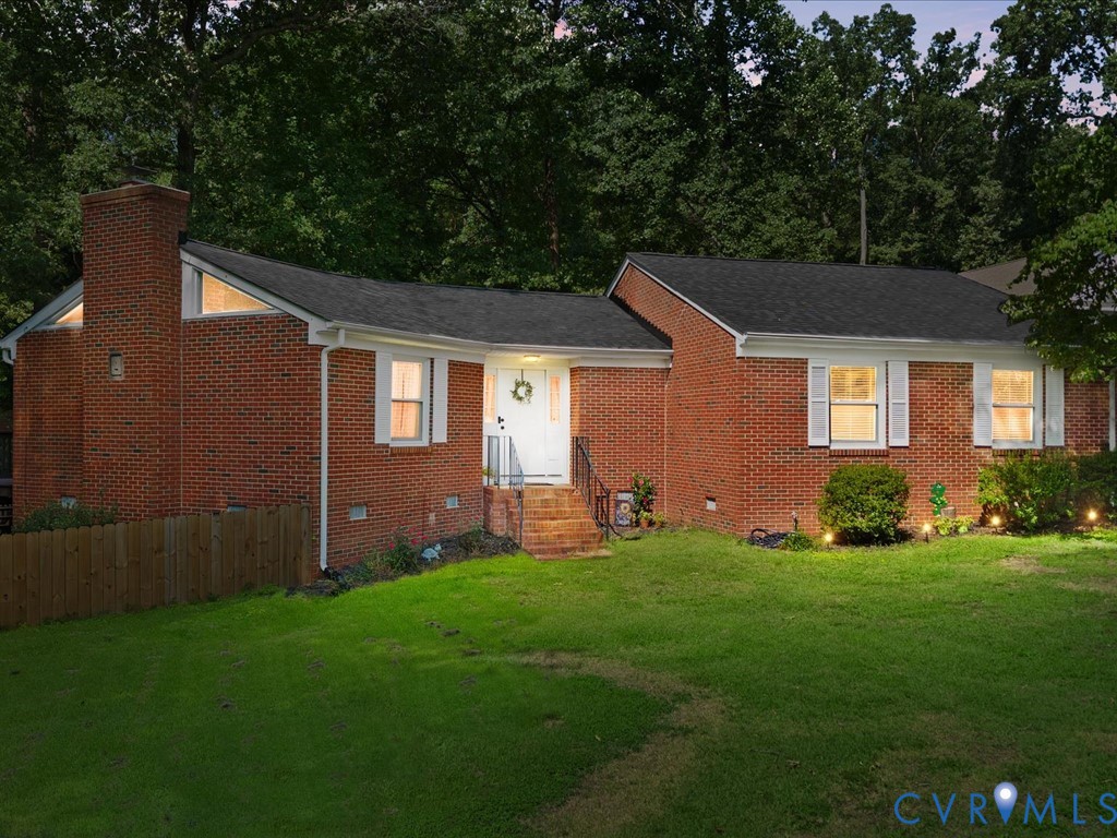 12724 S Chester Rd — photo