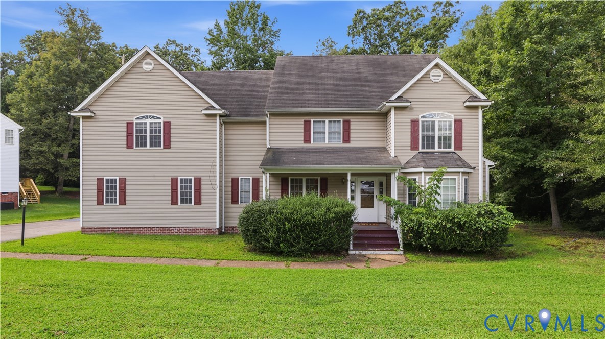 1300 Lomond Dr — photo