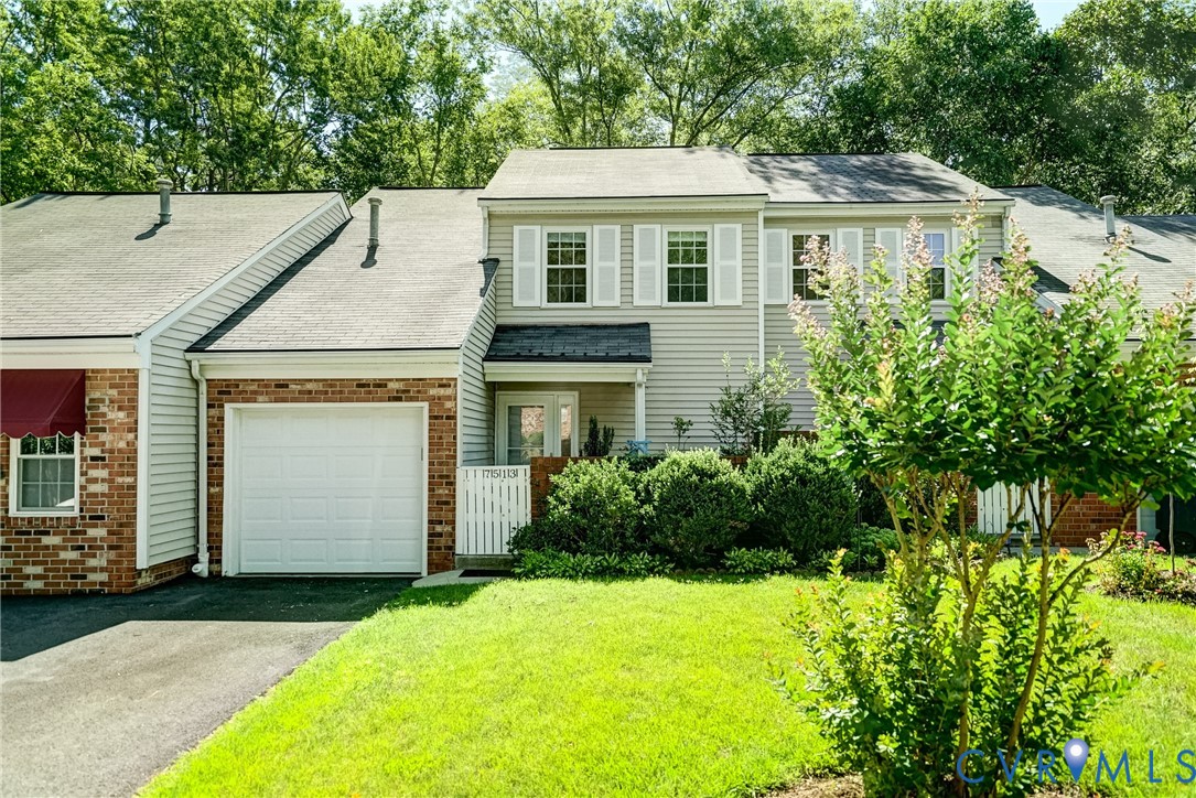 7513 Potters Ct — photo