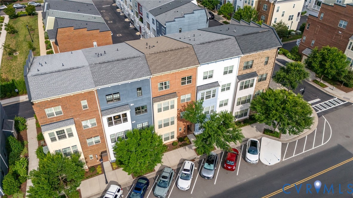 2024 Libbie Lake West St Unit#B — photo