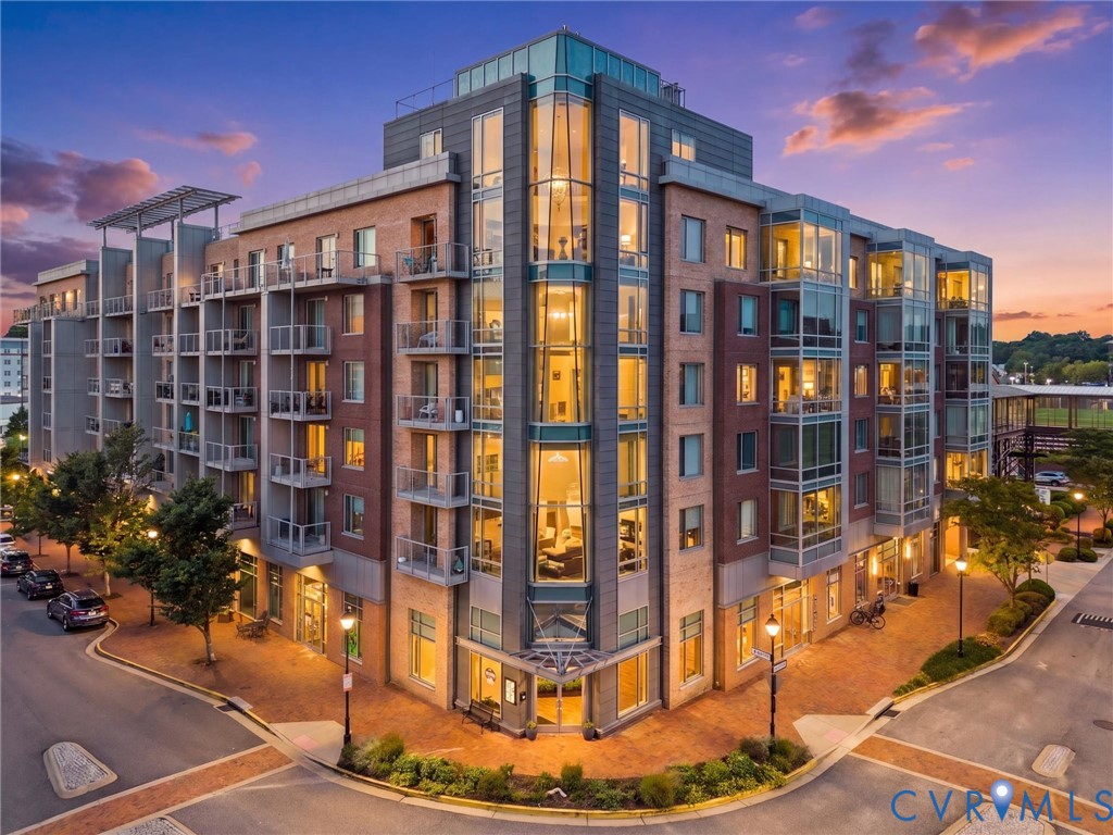 210 Rocketts Way Unit#308 — photo