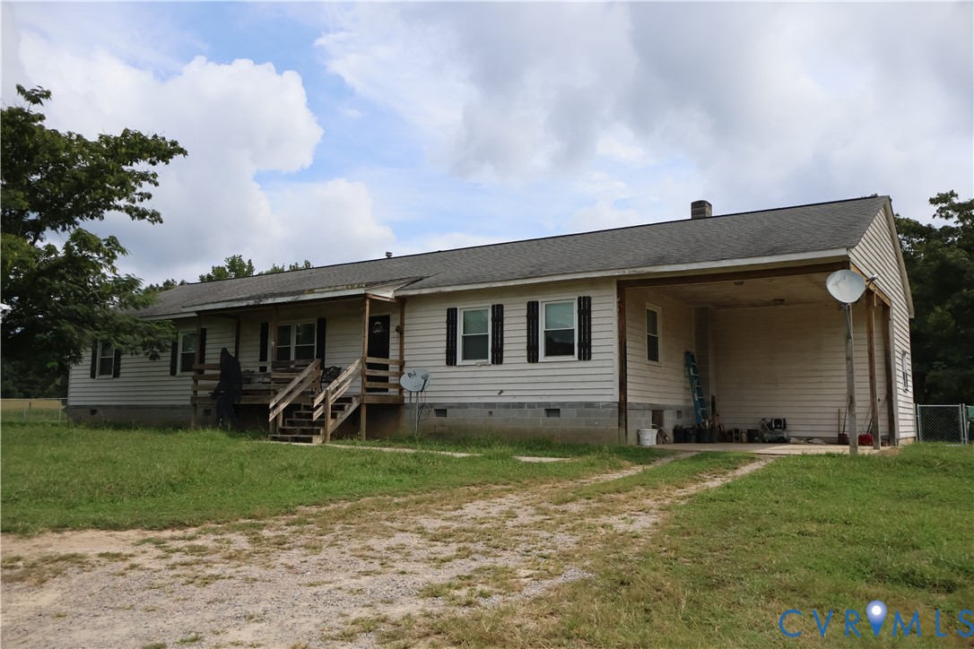 Home in Wilsons, VA 23894 — photo 3