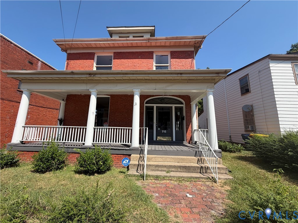 715 High St — photo