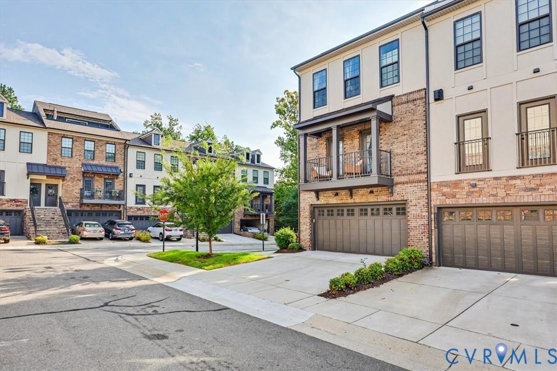 1141 Broad Hill Trce — photo
