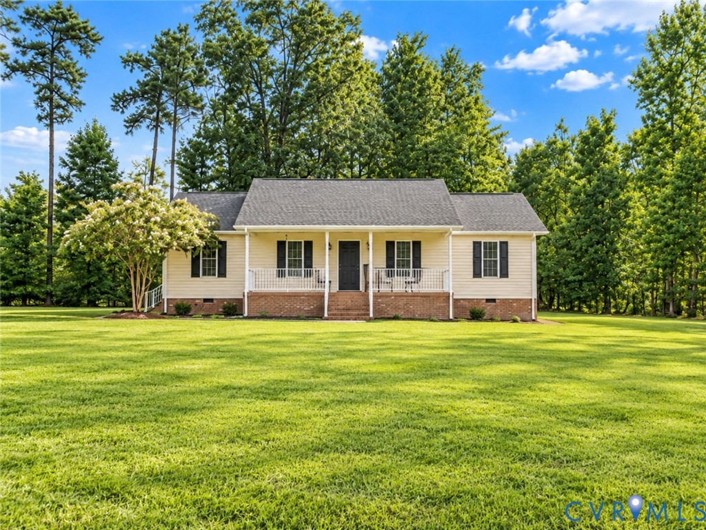 219 Pine Ridge Rd — photo