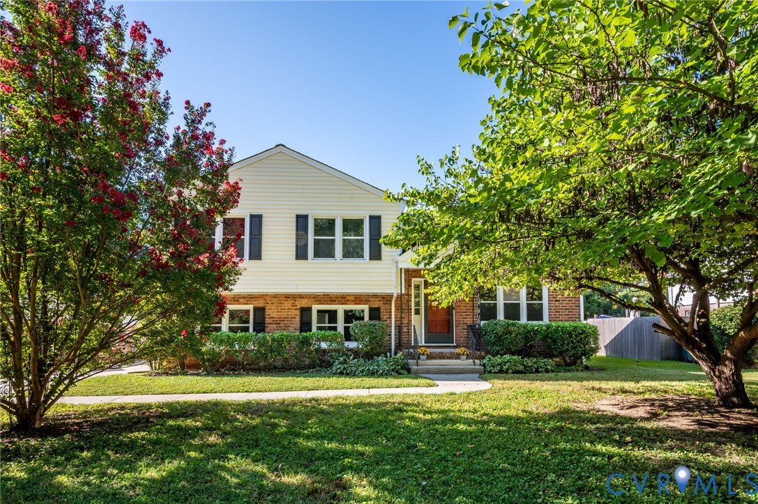 8203 Shannon Hill Rd — photo