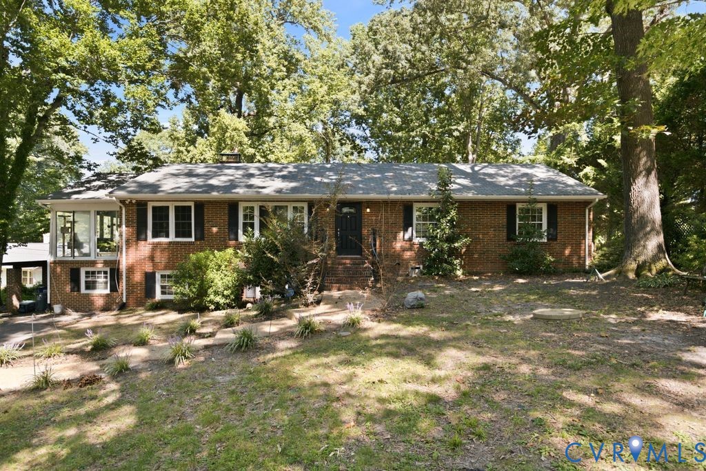 4605 Downland Rd — photo