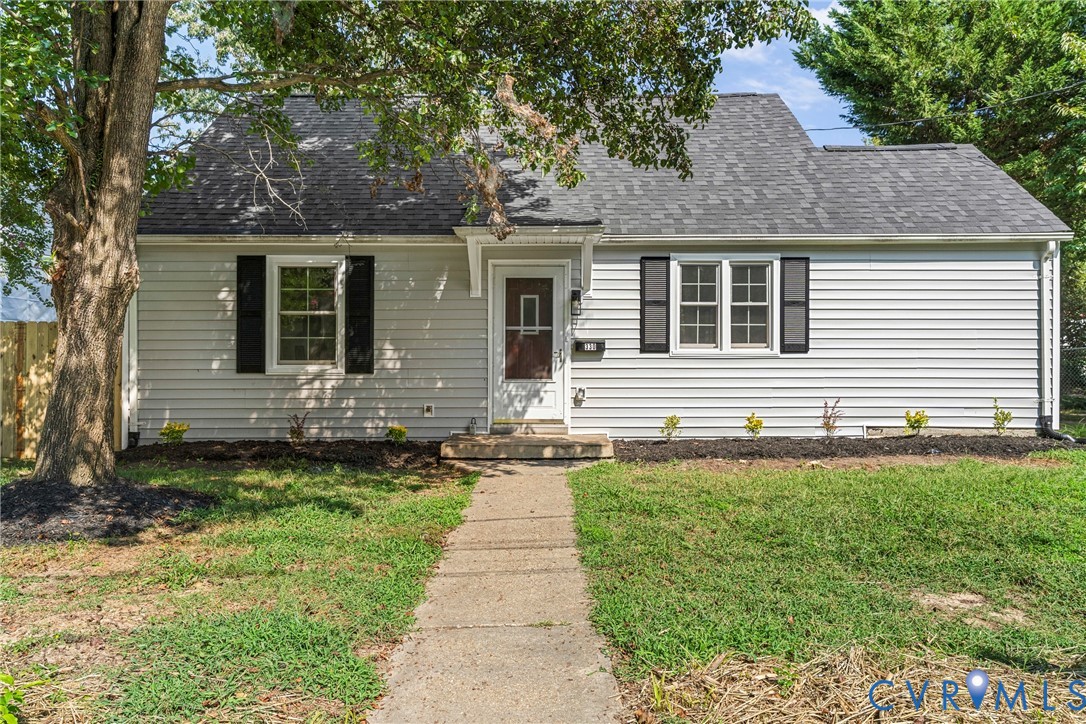 330 Seven Pines Ave — photo