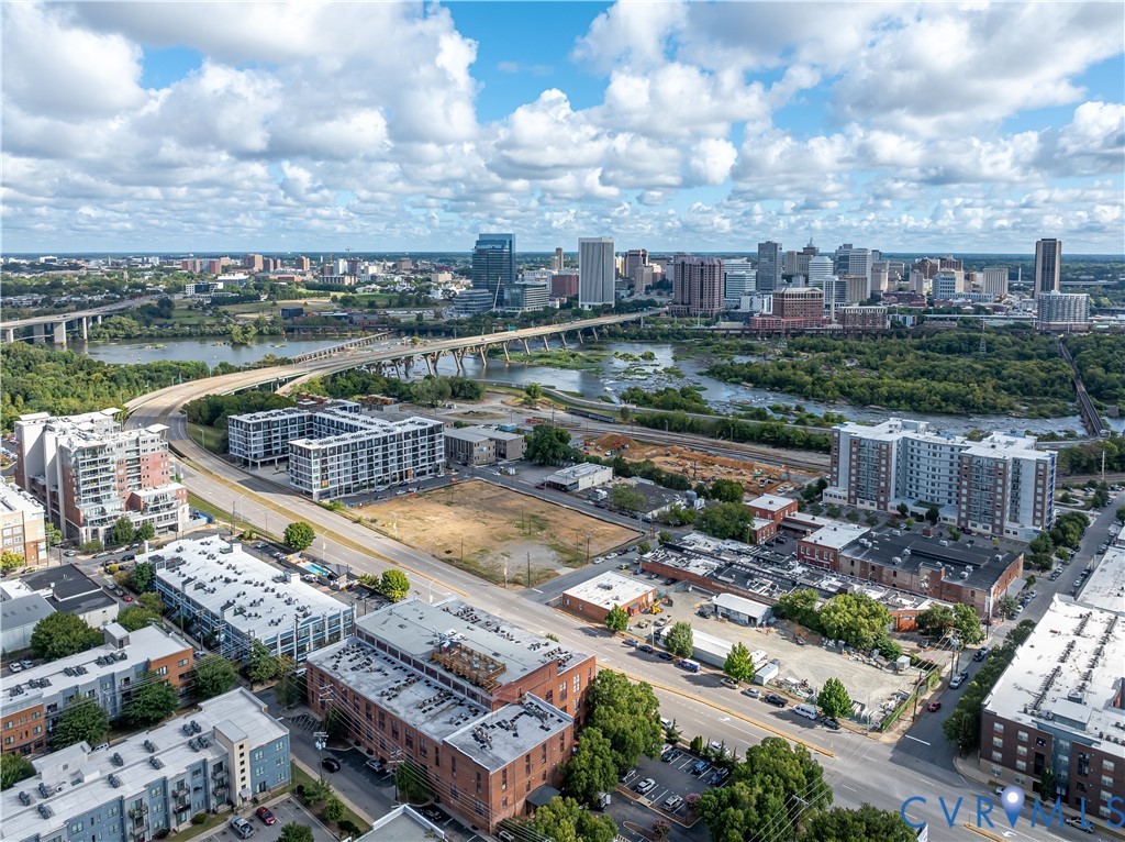 815 Porter St Unit#U319 — photo