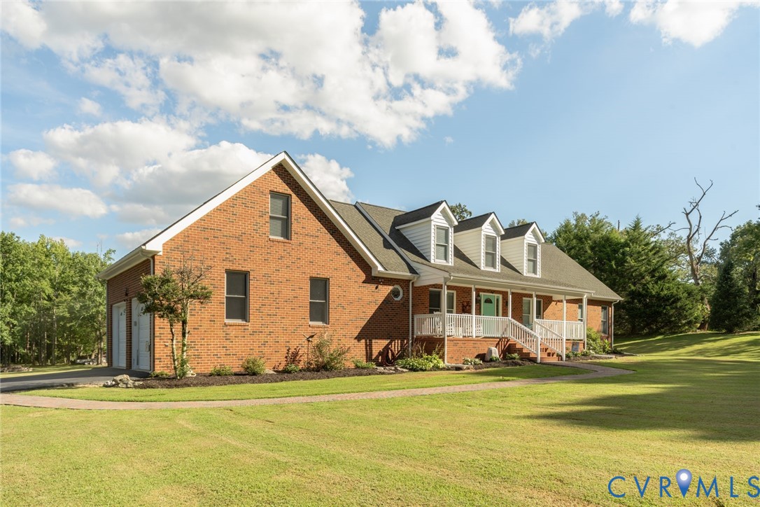 10092 Holly Forks Rd — photo