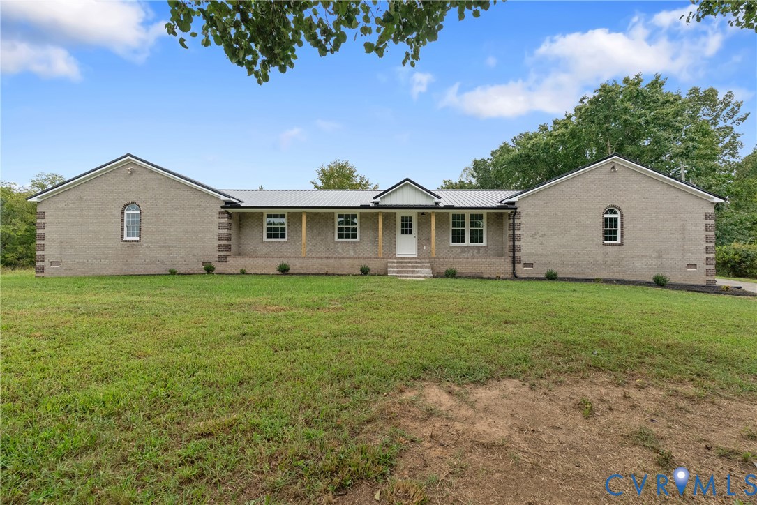 7621 Amelia Springs Rd — photo