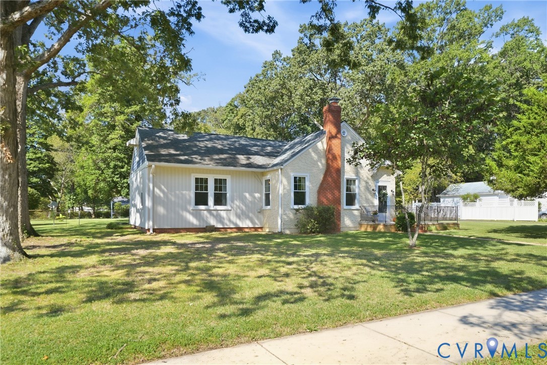 2406 McRae Rd — photo