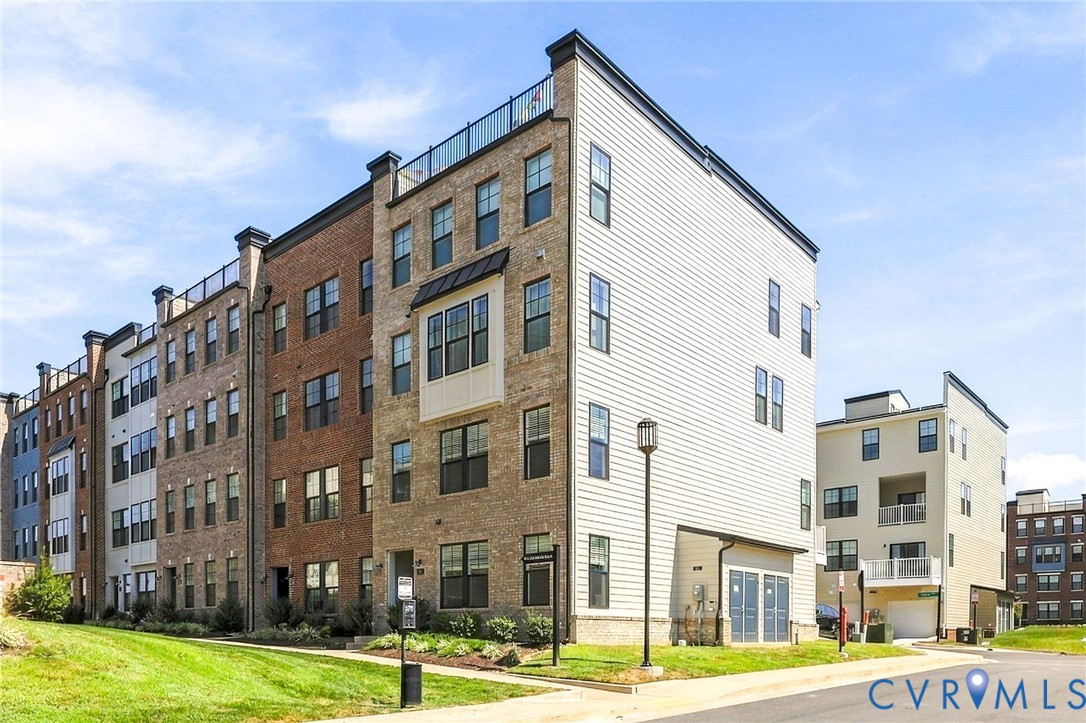 591 Weaver Brook Walk Unit#A — photo