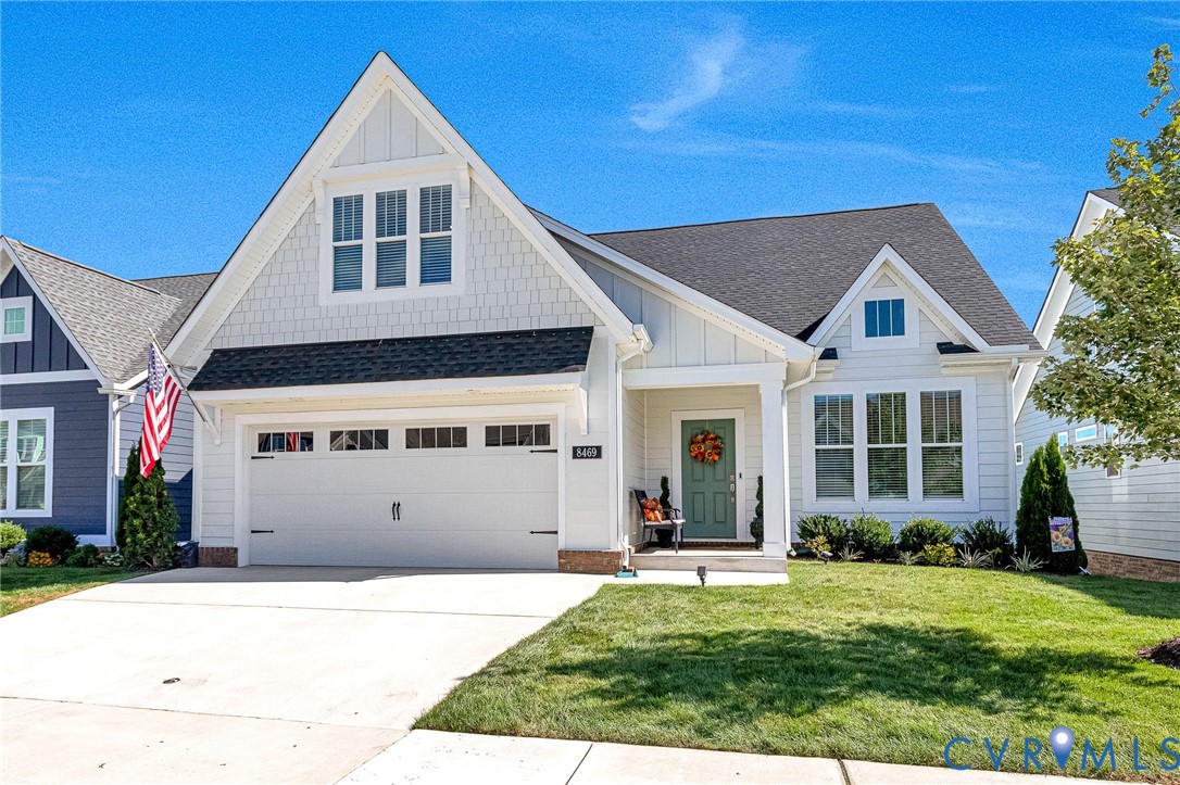 8469 Chimney Rock Dr — photo