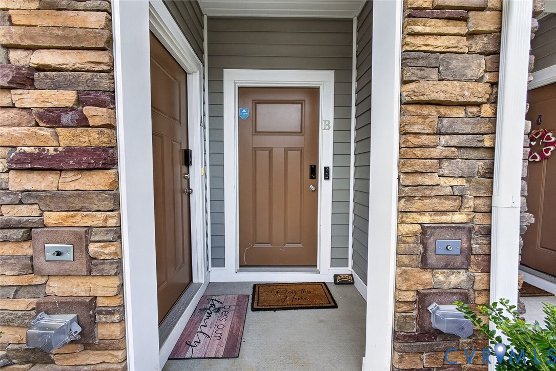 9271 Magellan Pky Unit#B — photo
