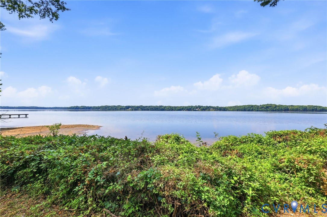 3211 Regatta Pointe Ct — photo