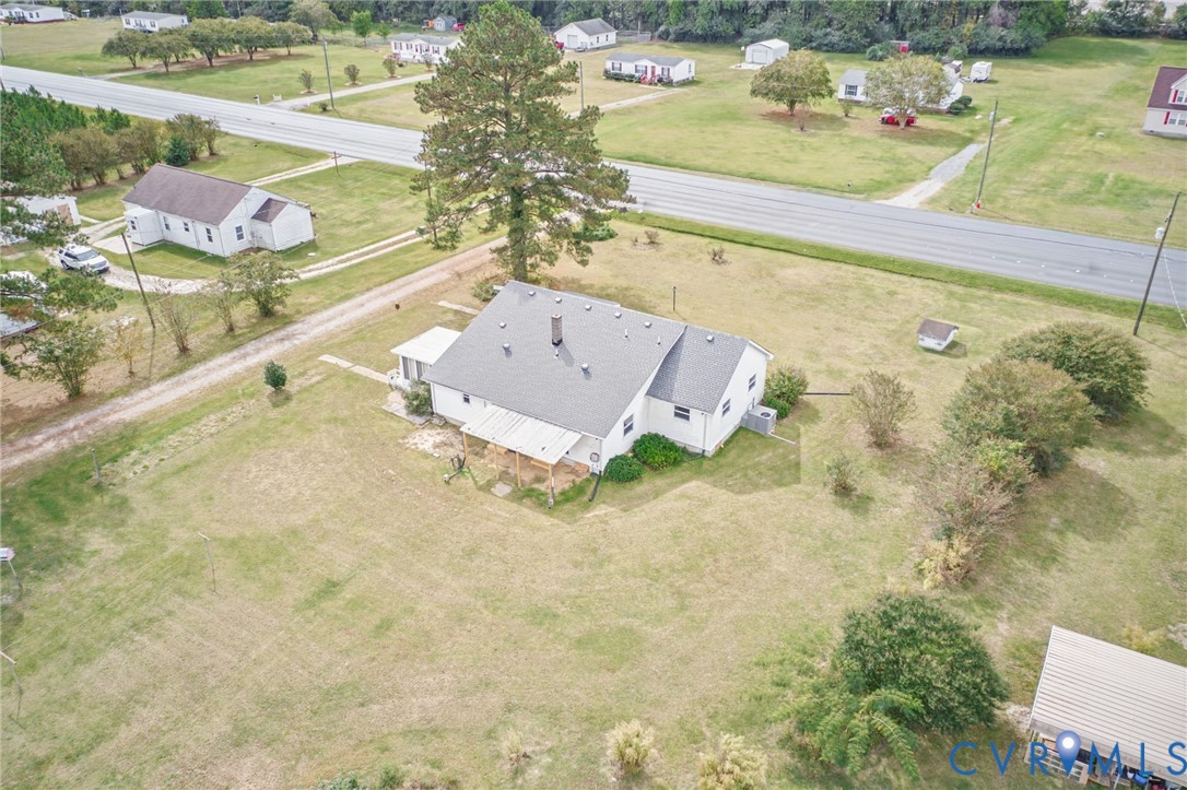 12187 General Mahone Hwy — photo