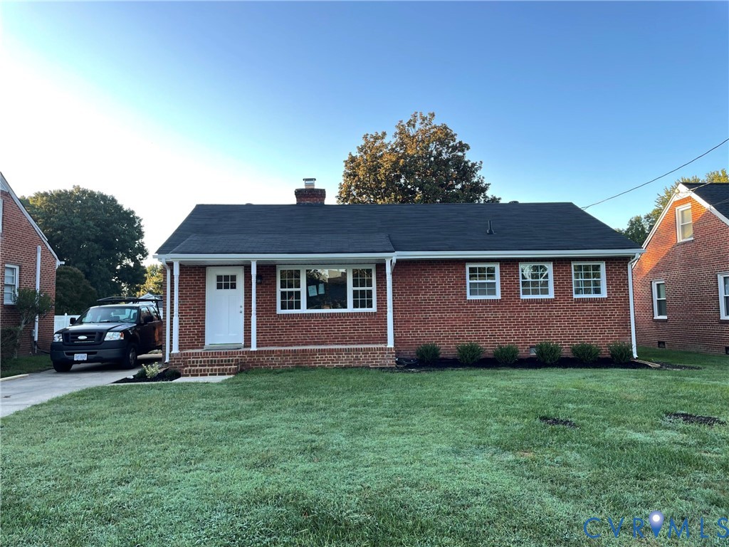 2315 Dee Kay Dr — photo