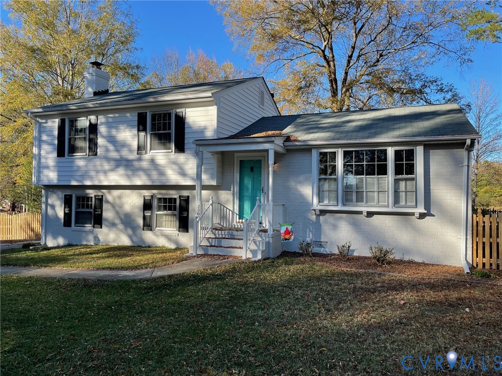 2300 Pleasant Run Dr — photo