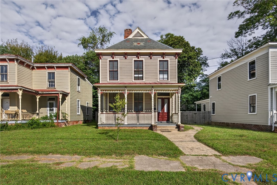 839 W High St — photo