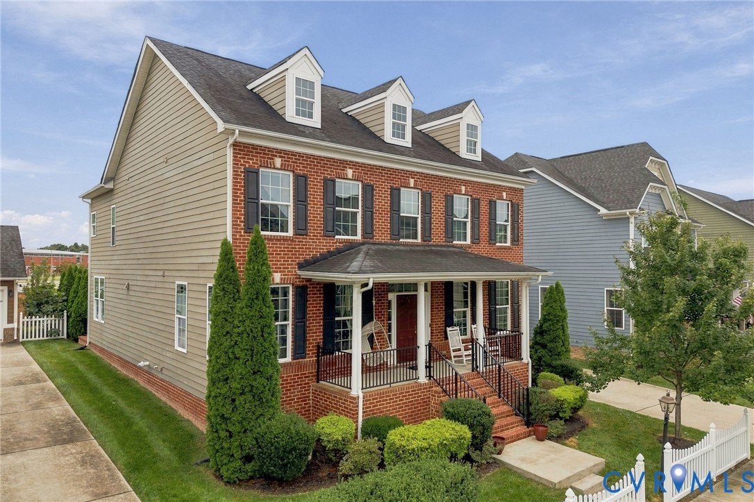 12125 Manor Glen Ln — photo