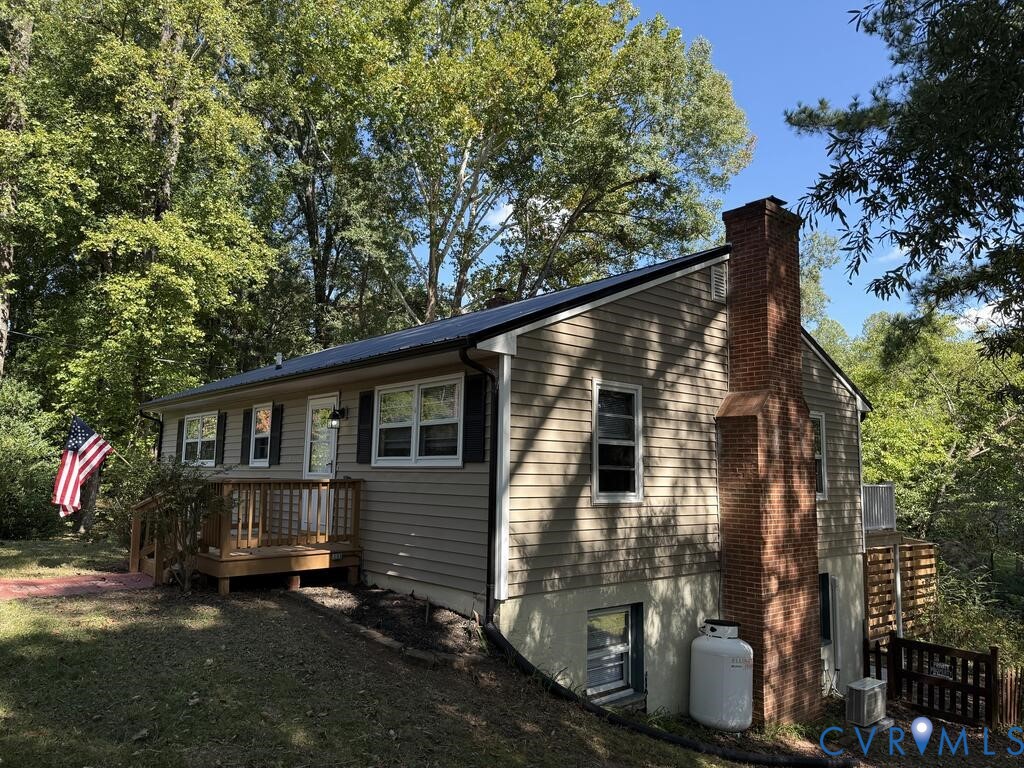802 Bizzarre St — photo