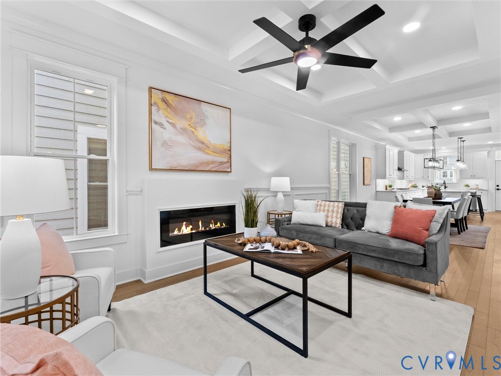 611 W Lancaster Rd — photo