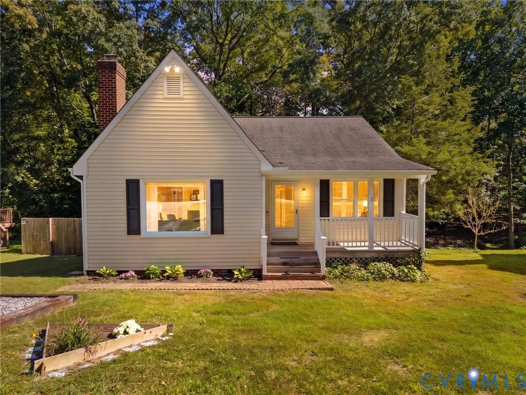 401 Grinell Dr — photo