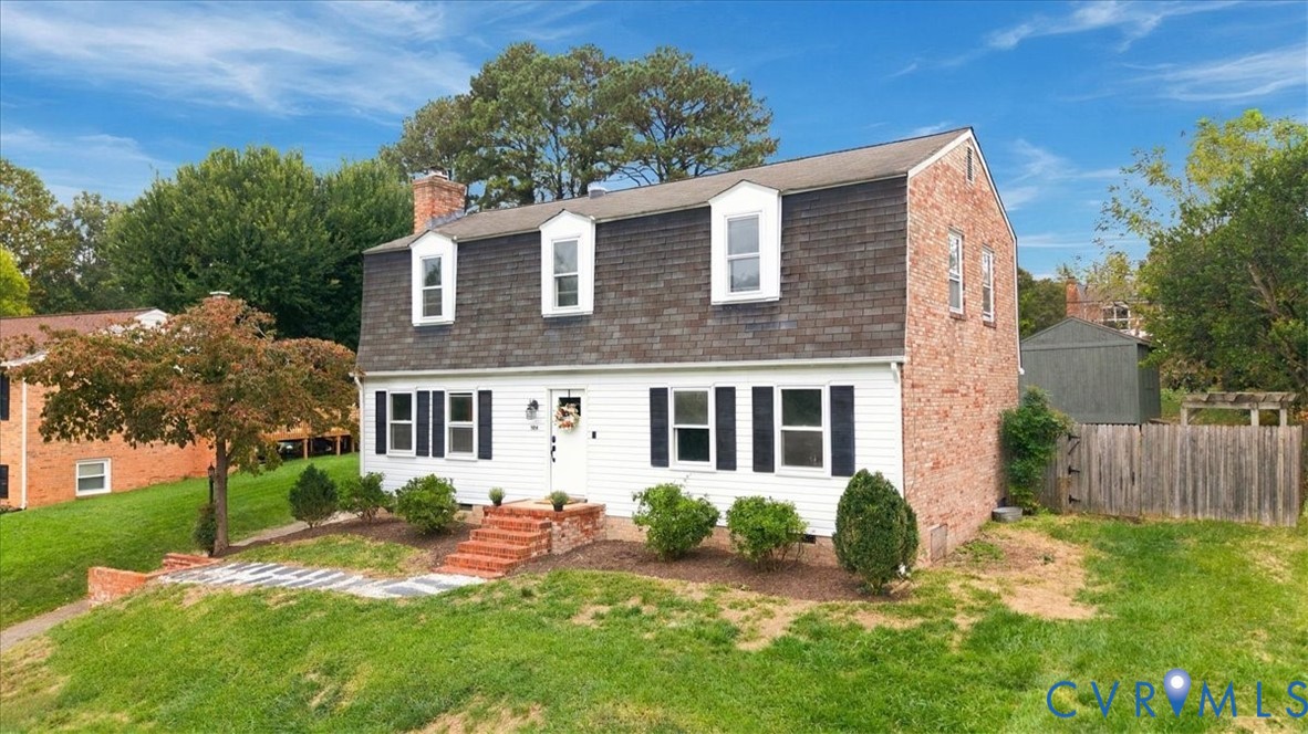 324 Flicker Dr — photo