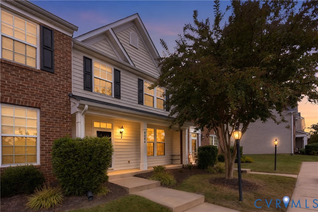 8084 Creekside Village Dr — photo