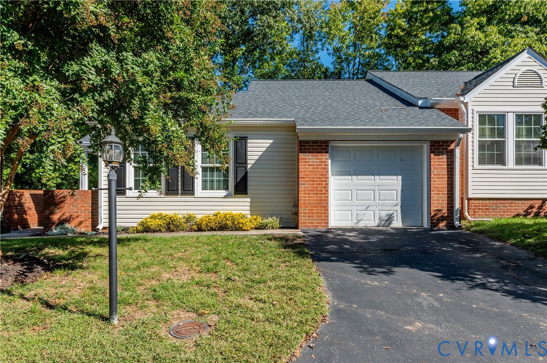 12025 Bexley Ct — photo