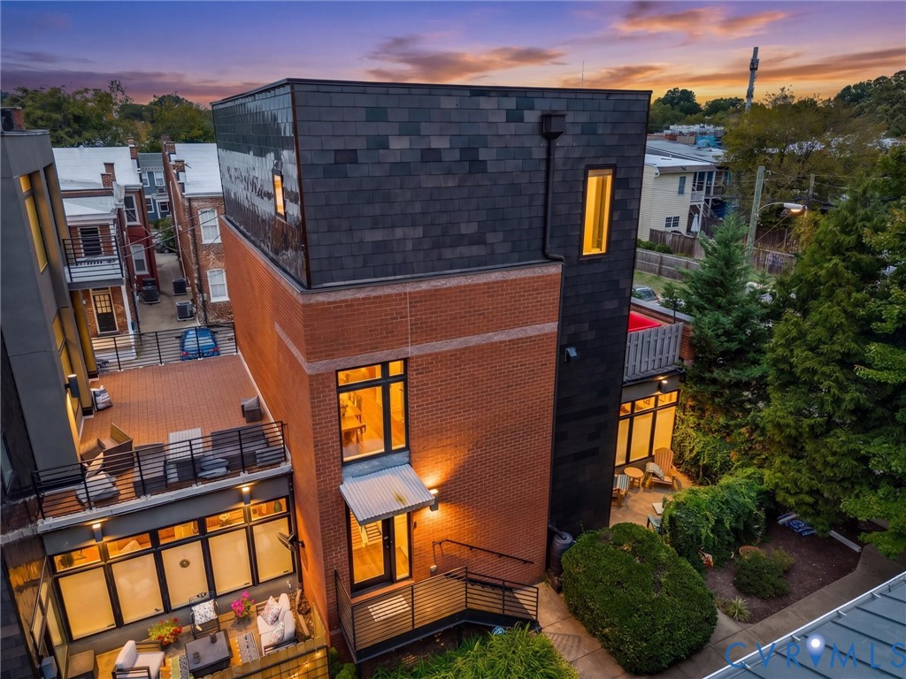 1714 W Cary St Unit U6 — photo