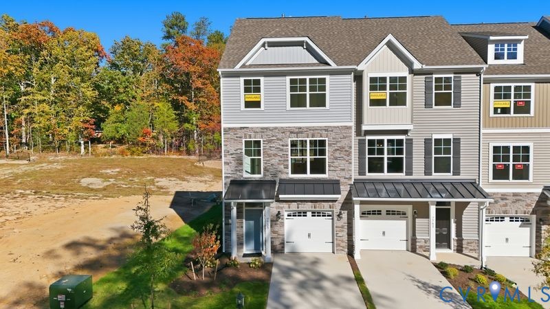16348 Alexandria Ct — photo