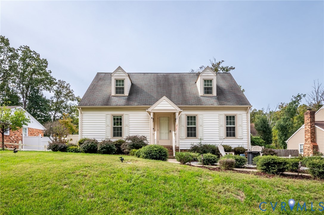 7516 Oakmont Dr — photo